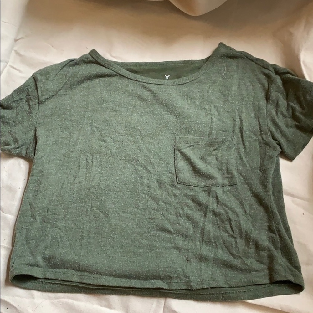 american eagle green cropped tee